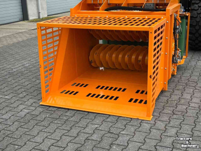 Distributeur de paille pour des logettes Flingk SVV 1250