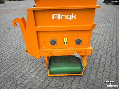 Distributeur de paille pour des logettes Flingk SVV 1250