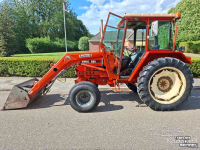 Tracteur Renault R551