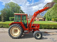 Tracteur Renault R551