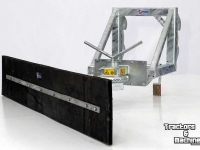 Rabot caoutchouc Qmac Rabot caoutchouc pour étables avec montage JCB
