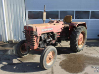 Tracteurs anciens McCormick Mc Cormick International Harvester Farmall D-430 trekker D430 tractor