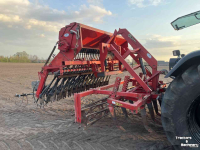 Cultivateur Wifo Cultivator met kongskilde zaaimachine