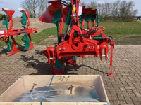 Charrues Kverneland 3300B variomat