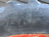 Roues, Pneus, Jantes, Barillets Jumelage  Cultuur Dubbellucht 320/90R54