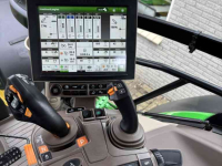 Tracteur John Deere 6R215 – 2460 uur – Bouwjaar 2024 Complete uitvoering