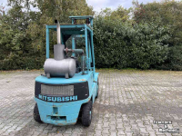 Chariot élévateur Mitsubishi FD25T