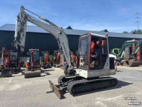 Mini pelleteuse Takeuchi TB045