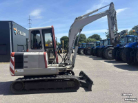 Mini pelleteuse Takeuchi TB045