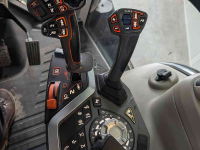 Tracteur Massey Ferguson MF 5S.105 Efficient Dyna 4