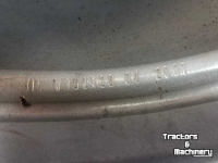 Roues, Pneus, Jantes, Barillets Jumelage Case-IH 15x28 210 spoor  carraro vooras Cs 120