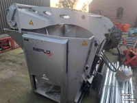 Désileuse à griffe Sieplo M B 2500 mengdoseerbak verticaal Manitou aansluiting