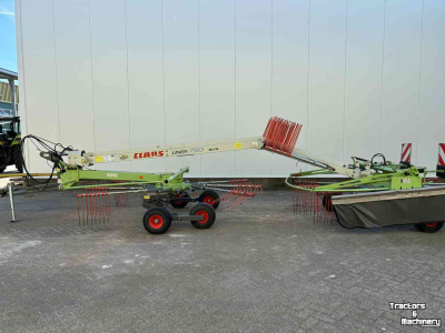 Andaineur Claas Liner 750