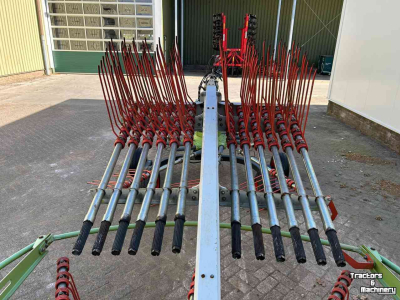 Andaineur Claas Liner 750