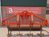 Décompacteur Kuhn Cultisoil DC 301 Diepwoeler