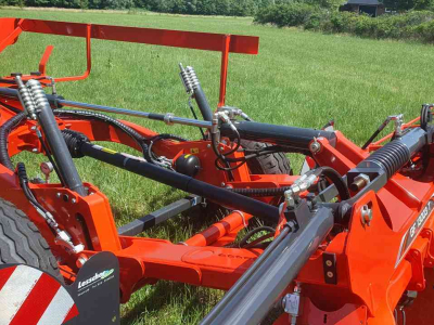 Faneur Kuhn GF 13003T