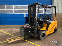 Chariot élévateur Hyundai 35B-7A Heftruck