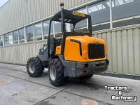 Chargeuse sur pneus Giant 4502 T
