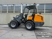 Chargeuse sur pneus Giant 4502 T