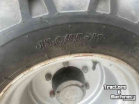 Chargeuse sur pneus Giant 4502 T