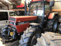 Tracteur Case-IH 1056