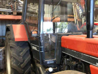 Tracteur Case-IH 1056