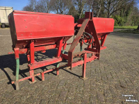 Distributeur d‘engrais Monosem Rijenbemester 4 uitlopen