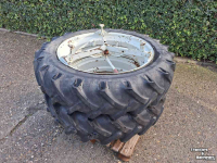 Roues, Pneus, Jantes, Barillets Jumelage Ford 13.6-38 Vredestein 3 ster 34 inch