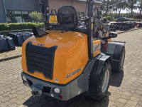 Chargeuse sur pneus Giant G2700HD+ -48745 Jubileum machine