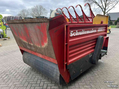 Distributeur de fourrage en bloc Schuitemaker Amigo 20s