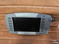 Autres systèmes GPS et accessoires Valtra Opus WE A5 Isobus scherm. nieuw, compleet met kabel en beugel