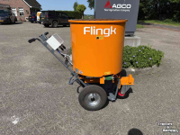Épandeur de sciure pour des logettes Flingk SE 250 zaagselstrooier