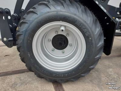 Chargeuse sur pneus Kubota RT210-2 mini shovel