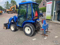 Tracteur pour horticulture New Holland TC24D  compact tuinbouw traktor
