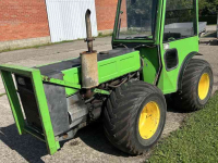 Tracteur pour vignes et vergers Holder A50