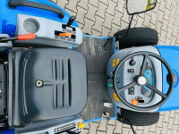 Tracteur New Holland BOOMER 25