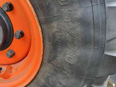 Chargeuse sur pneus Bobcat AL-350
