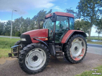 Tracteur Case-IH MX100c