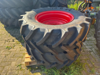 Roues, Pneus, Jantes, Barillets Jumelage Mitas Mitas 380/70R24 op velg