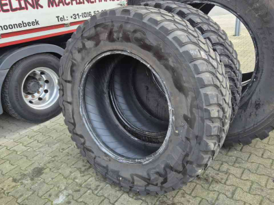 Roues, Pneus, Jantes, Barillets Jumelage BKT 710/70R42 Ridemax en Mitas HCM 440/80R34 (M+S)