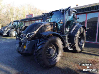 Tracteur Valtra T215 Versu