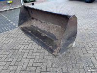 Godets chargeur Hekamp verreikerbak grondbak New Holland 250 CM