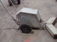 Robot racleur à lisier mobile  100