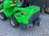 Chargeuse sur pneus Avant 528 tdl