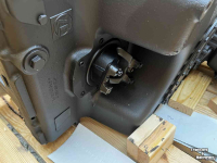 Chargeuse sur pneus Case Complete Powershift versnellingsbak ZF voor Case CE 721D, 721E   New Holland W170, W170B, W170TC, W170PL   O&K L25.6