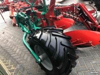 Charrues Kverneland 3300S met variomat