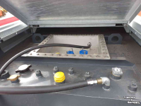 Tank de carburant  Mobiele brandstofwagen / brandstoftank