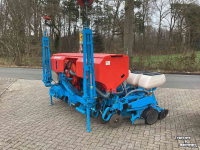 Semoir monograine Monosem NG plus 4-6R Maiszaaimachine