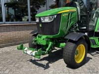 Tracteur pour vignes et vergers John Deere 4066R