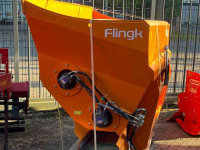 Épandeur de sciure pour des logettes Flingk KSS 1500